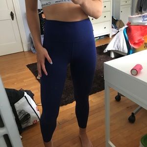 Blue leggings